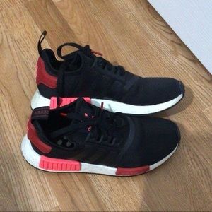Wmns NMD R1 'Black Scarlet'
